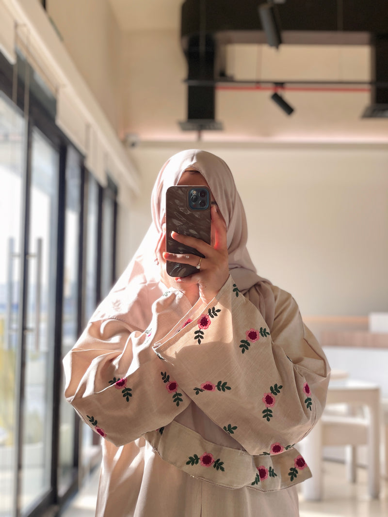 Zahra Abaya
